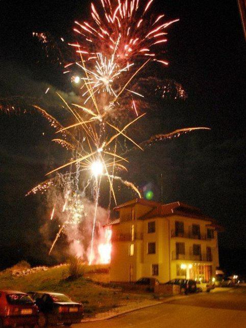 Ribkata Family Hotel Smolyan Eksteriør billede